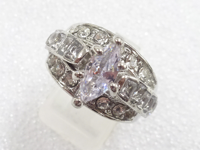 CRYSTAL FASHION RING / JP SIZE 18